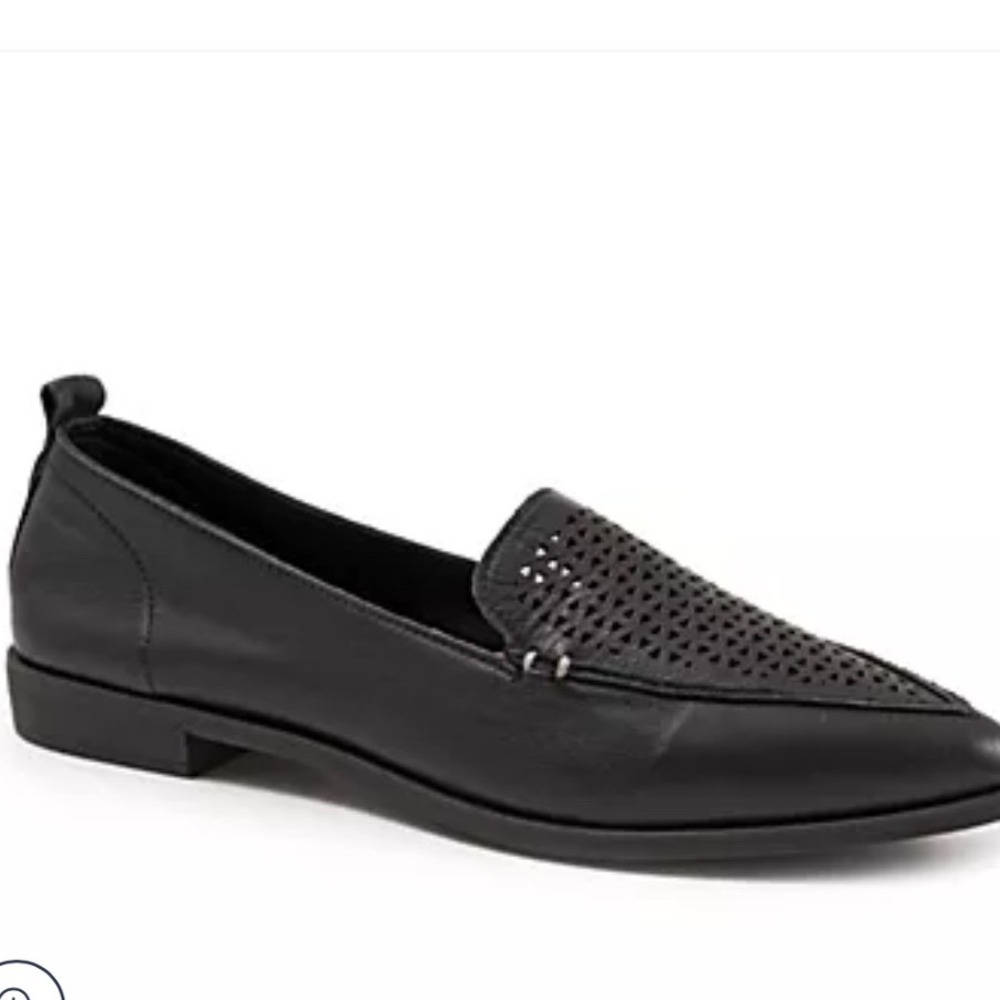 Bueno Black Leather Laser Cut Pointed Blazey Loafers Women's Size 40 9.5-10 $120